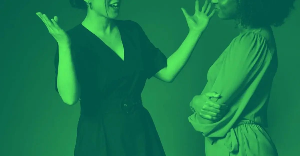 Two women talking about eWorkouts